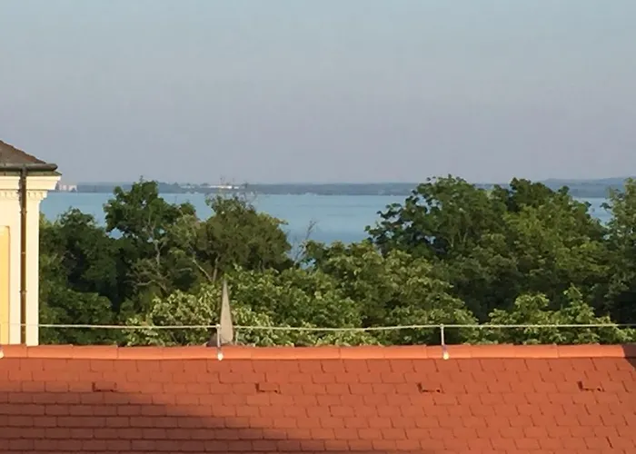 דירה Villapark Luxury באלאטונפורד